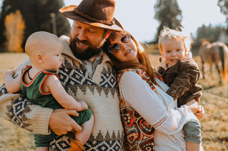 Smith Family Pictures • 2 & 4 year old family mini session